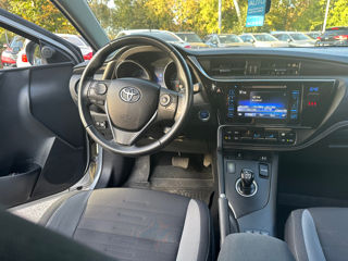 Toyota Auris foto 5