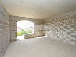 Casă cu 4 nivele, 580 mp + 23 ari, Dumbrava, 390000 € foto 4