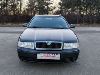 Skoda Octavia foto 4