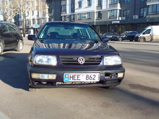 Volkswagen Vento foto 2