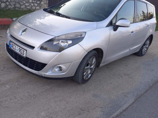 Renault Grand Scenic foto 6