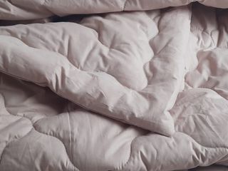 Шерстянные одеяла, подушки, Постельное белье Lux. Plapume, perne, lenjerie de pat lux! foto 2