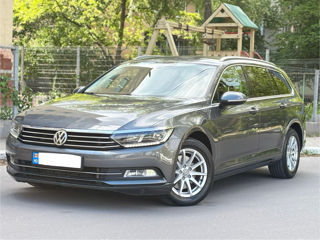 Volkswagen Passat фото 0