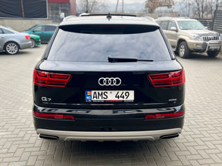 Audi Q7 foto 6