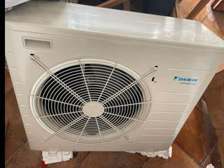 vind pompa de caldura Daikin hibrid