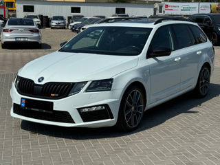 Skoda Octavia foto 1