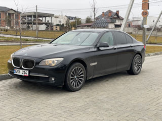 BMW 7 Series foto 2