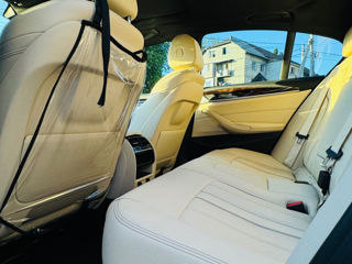 BMW 5 Series foto 7