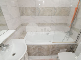 Apartament cu 2 camere, 65 m², Centru, Chișinău foto 12