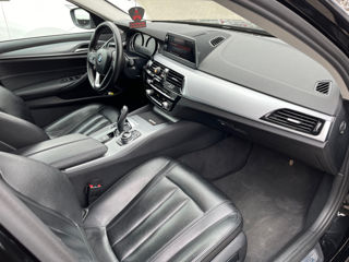 BMW 5 Series foto 15