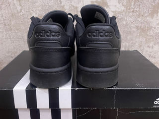 Încălțăminte din piele Adidas uk7(40,5) foto 2