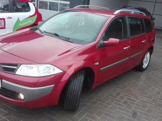 Renault Megane foto 2