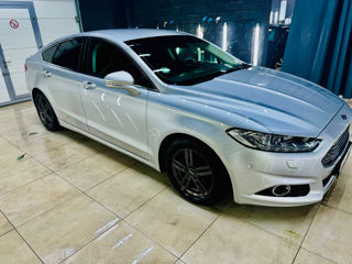 Ford Mondeo foto 3