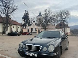 Mercedes E-Class foto 7