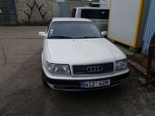 Audi 100 foto 1