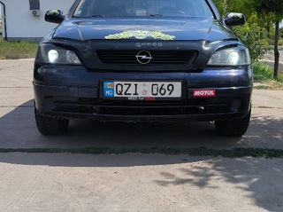 Opel Astra foto 2