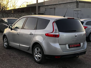 Renault Grand Scenic foto 4