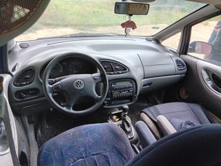 Volkswagen Sharan foto 7