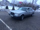 Mercedes Series (W124) foto 2