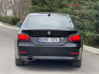 BMW 5 Series foto 5