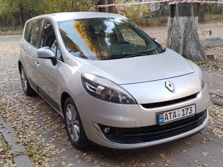 Renault Grand Scenic foto 6