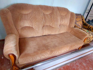 Срочно продается диван и 2-кресла 2900л