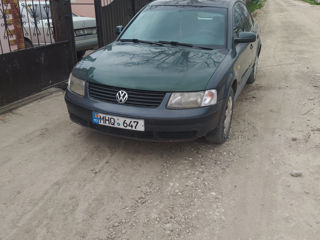 Volkswagen Passat foto 1