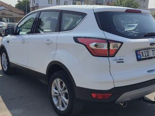 Ford Kuga foto 7