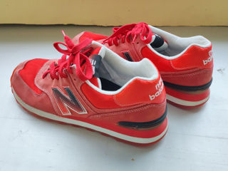 Vând pantofi sport New balance 574 purtate puțin. foto 3