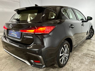 Lexus CT Series foto 13