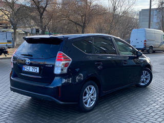 Toyota Prius + foto 2