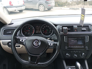 Volkswagen Jetta foto 6