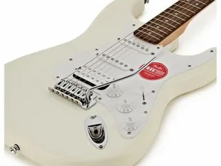 2021 fender squier bullet stratocaster hss arctic white  Indonesia