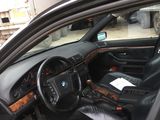 BMW 5 Series foto 6