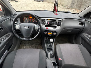 KIA Rio foto 5