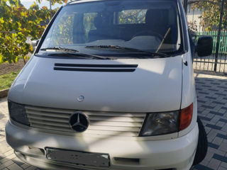 Mercedes Vito foto 2