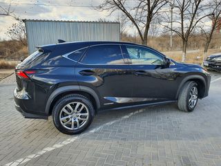 Lexus NX Series foto 8