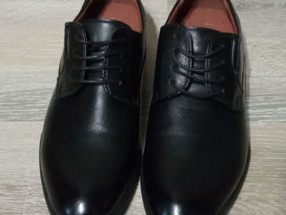 Pantofi noi pentru baieti. Marime - 37. foto 1