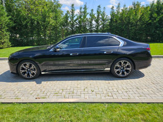 BMW 7 Series foto 5