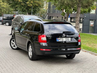 Skoda Octavia foto 4