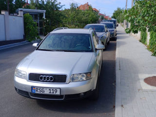 Audi A4 foto 1