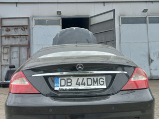 Cls w219 se dezmembrează foto 6