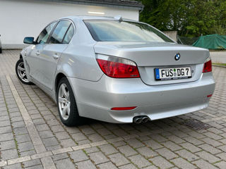 BMW 5 Series foto 6