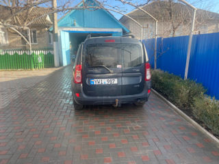 Dacia Logan foto 4