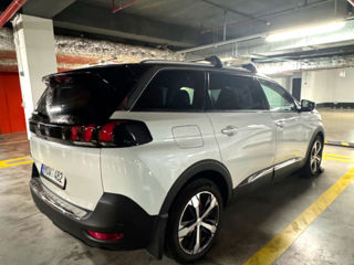 Peugeot 5008 foto 3