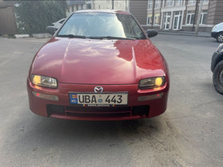 Mazda 323 foto 3