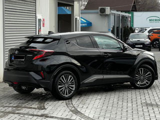 Toyota C-HR foto 3