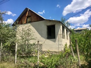 Vila, sos. Balcani, teren de colt, la intersectie, 5 min de la Dumbrava. foto 1
