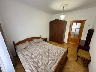 Apartament cu 3 camere, 80 m², Centru, Chișinău foto 2