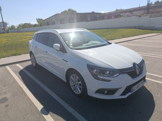 Renault Megane foto 2